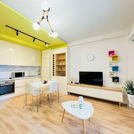 Yellow Apartment Durrës Eksteriør billede